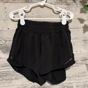 Lulu Lemon black Hotty Hot shorts. Size 0